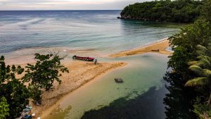 A beach in Jamaica, home to psilocybin retreats